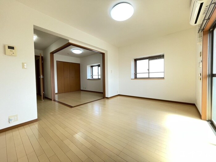 物件内観写真7　(居室)