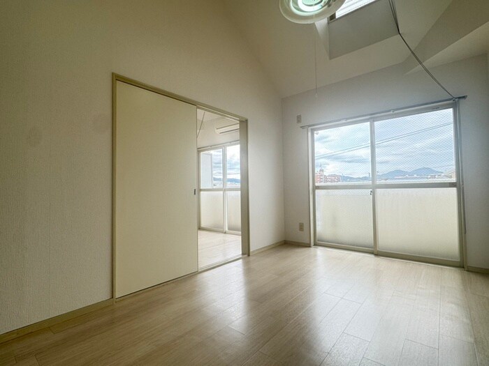 物件内観写真7　(居室)