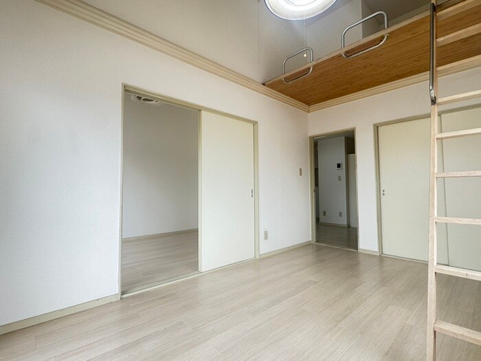 物件内観写真8　(居室)