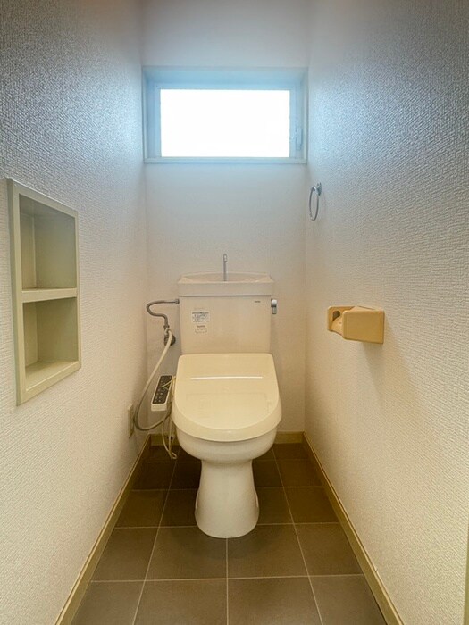 物件内観写真12　(トイレ)