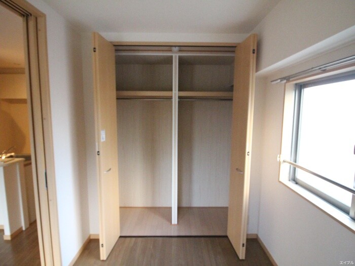 物件内観写真15　(収納)