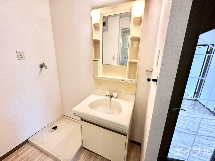 物件内観写真8　(洗面)