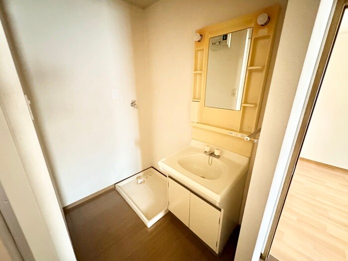 物件内観写真9　(洗面)