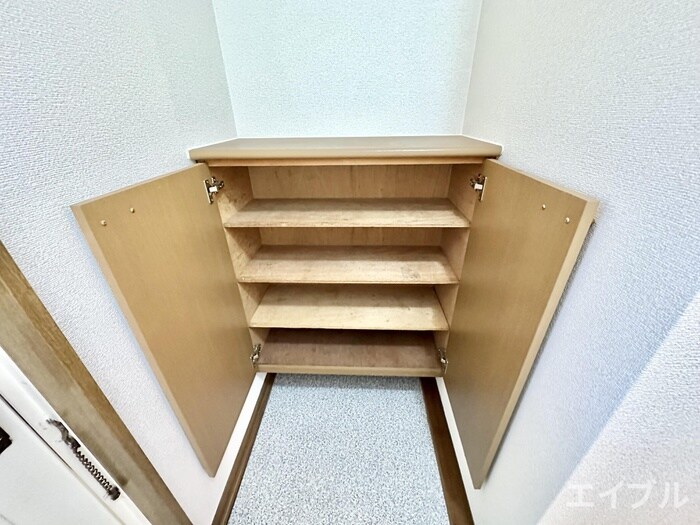 物件内観写真11　(靴箱)
