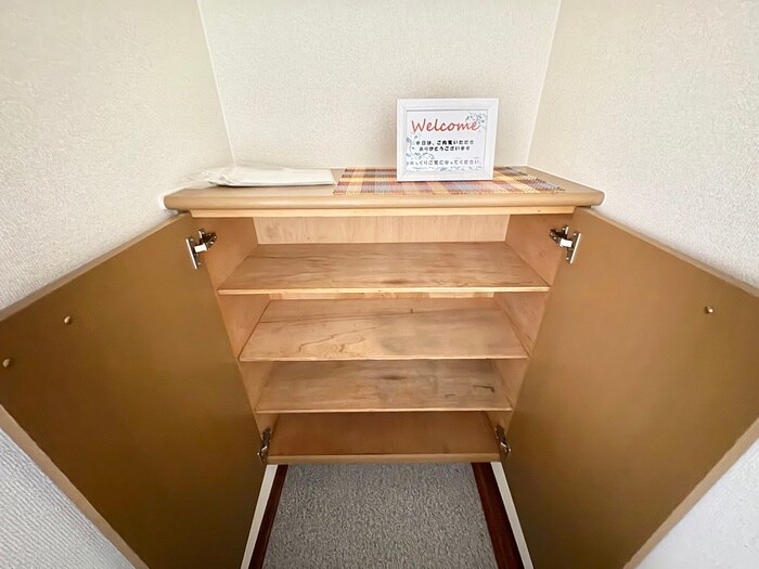 物件内観写真13　(靴箱)