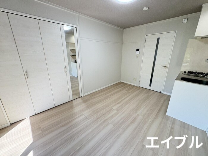 物件内観写真7　(居室)