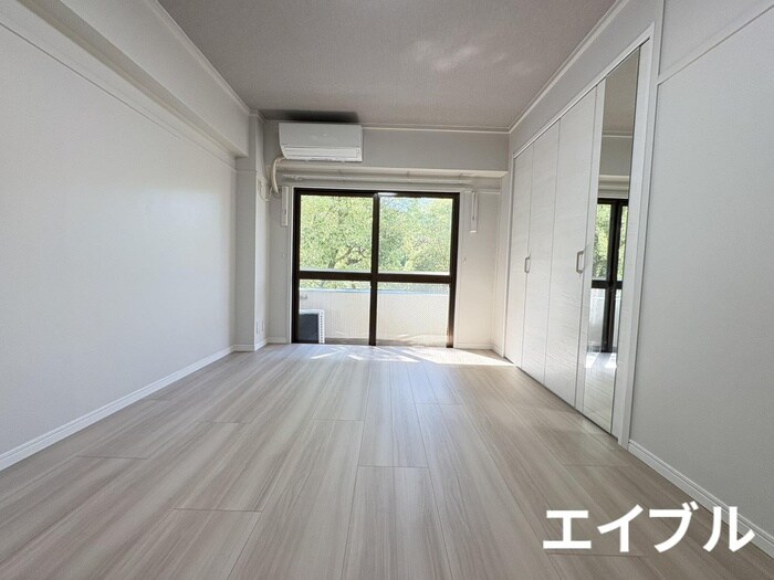 物件内観写真21　(居室)