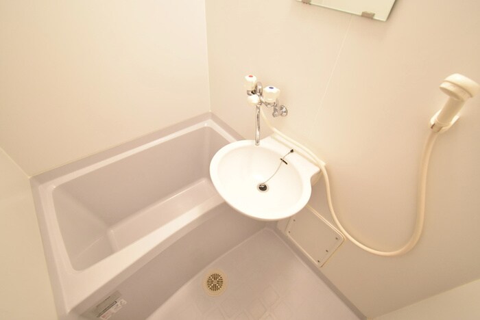 物件内観写真12　(バス／シャワールーム等)