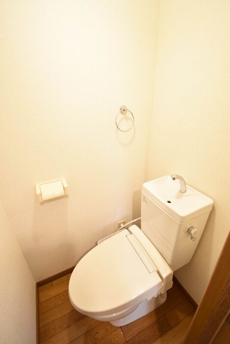 物件内観写真14　(トイレ)