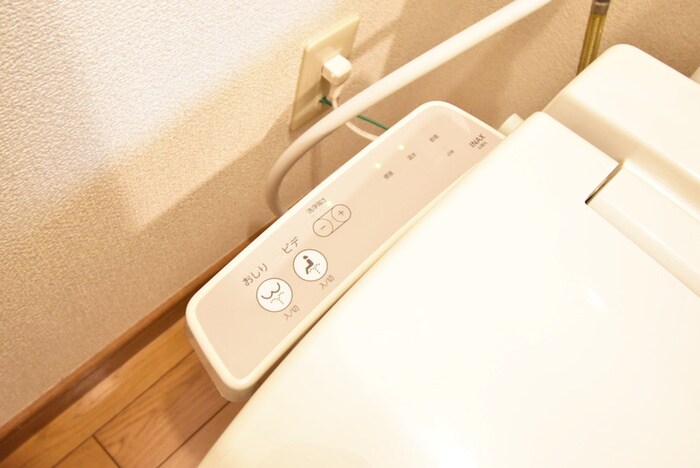 物件内観写真15　(トイレ)