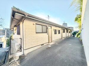 守恒アパート外観写真