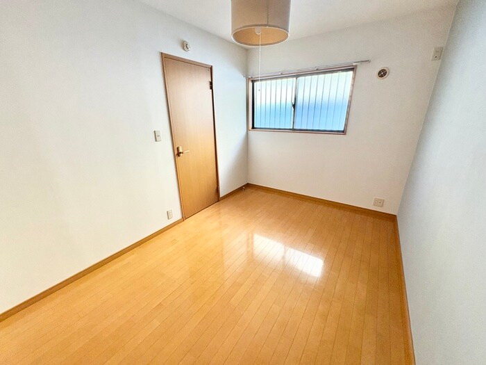 物件内観写真17　(居室)