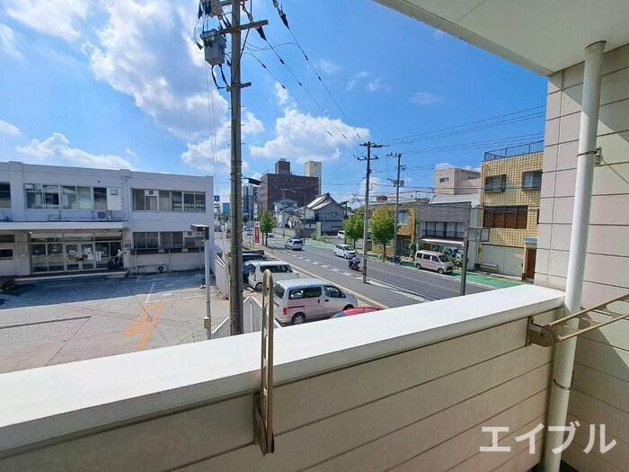 物件内観写真16　(室内からの展望)