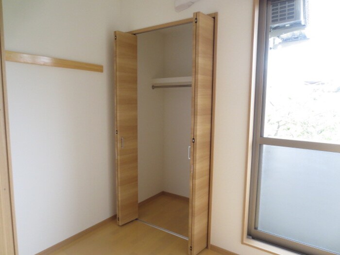 物件内観写真8　(収納)