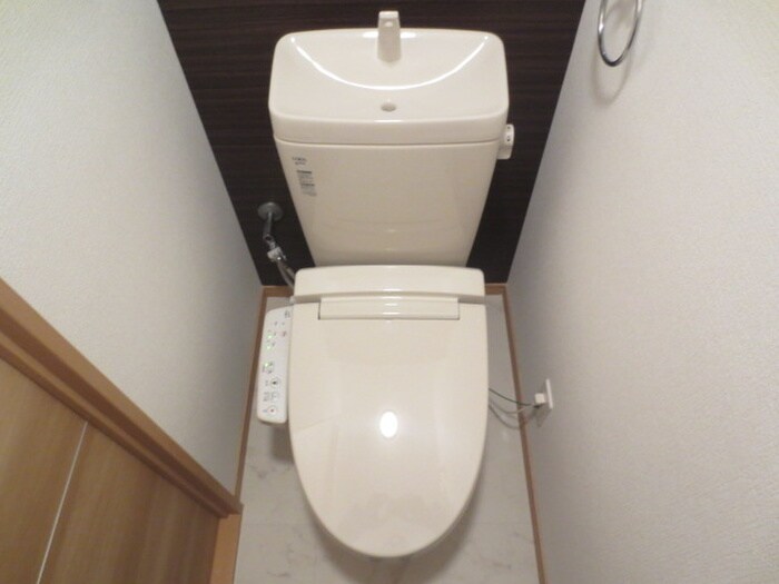 物件内観写真13　(トイレ)