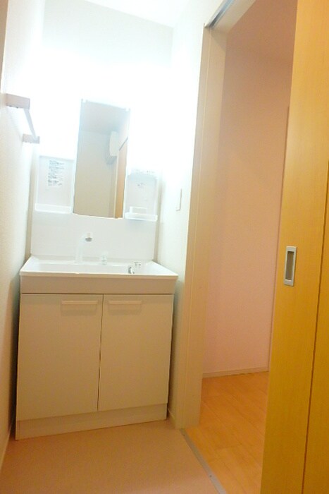 物件内観写真11　(洗面)