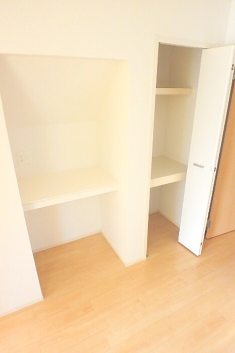 物件内観写真21　(収納)