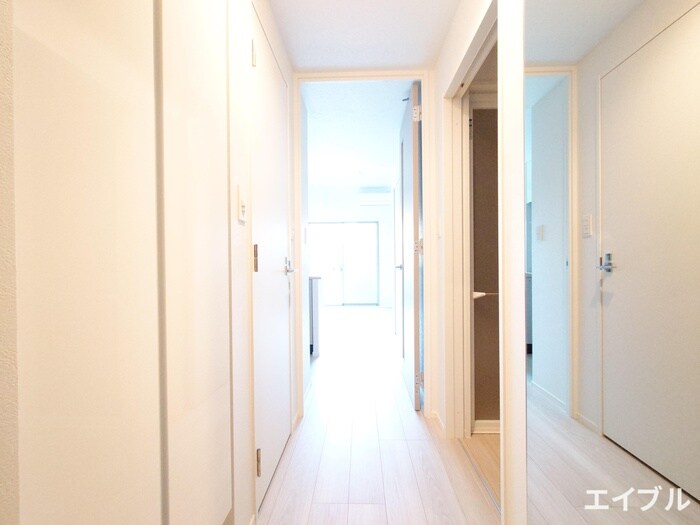 物件内観写真15　(廊下)