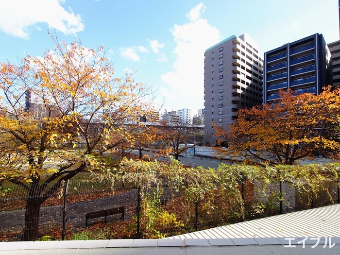 物件内観写真21　(室内からの展望)