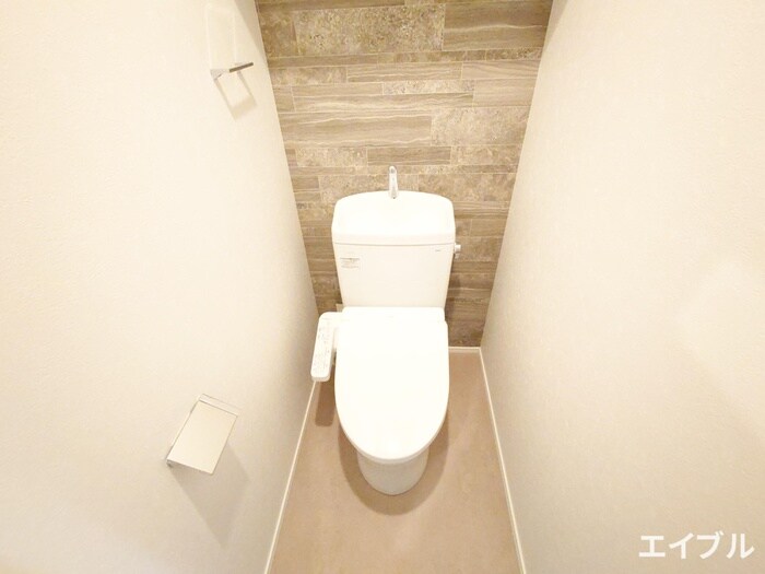 物件内観写真11　(トイレ)