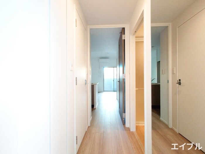 物件内観写真19　(廊下)
