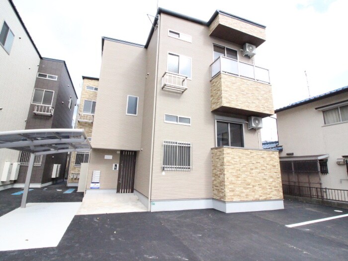 物件外観写真4　(外観写真)