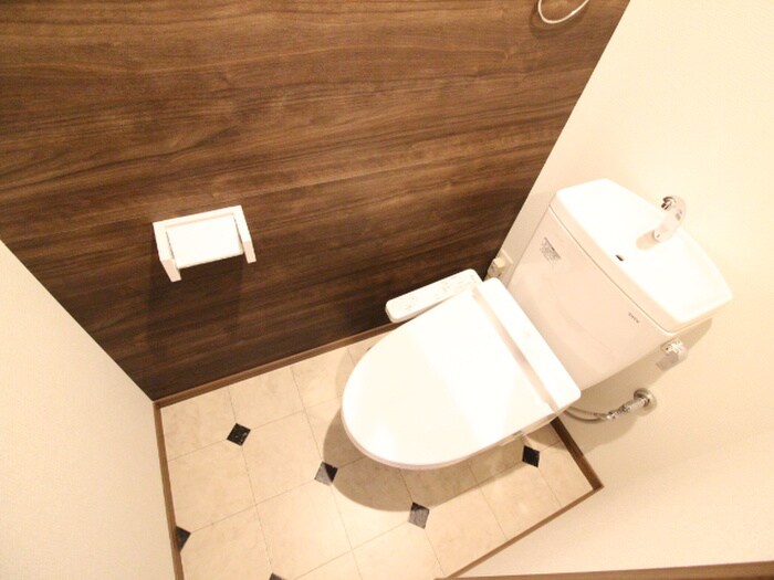 物件内観写真16　(トイレ)