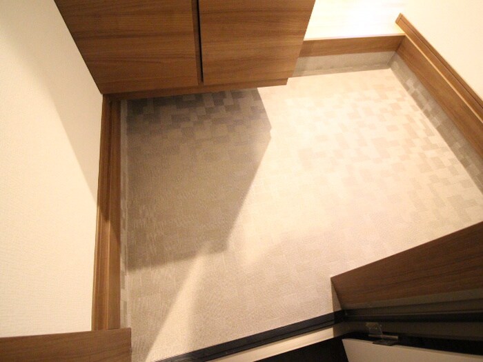 物件内観写真19　(玄関)