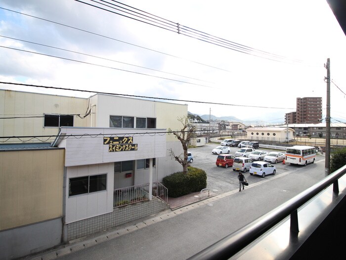 物件内観写真11　(室内からの展望)