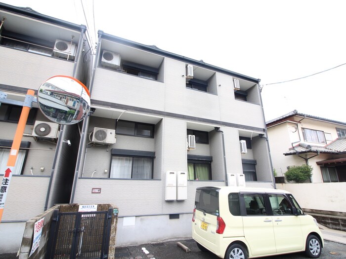 物件外観写真2　(外観写真)