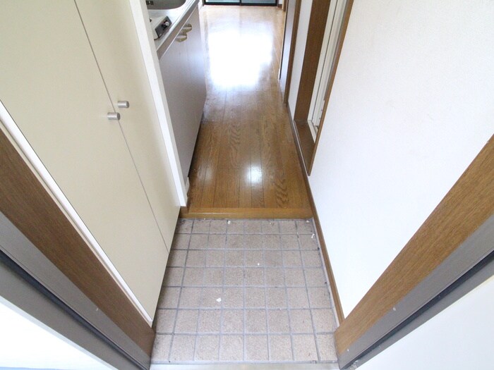 物件内観写真17　(廊下)
