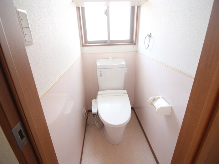 物件内観写真7　(トイレ)