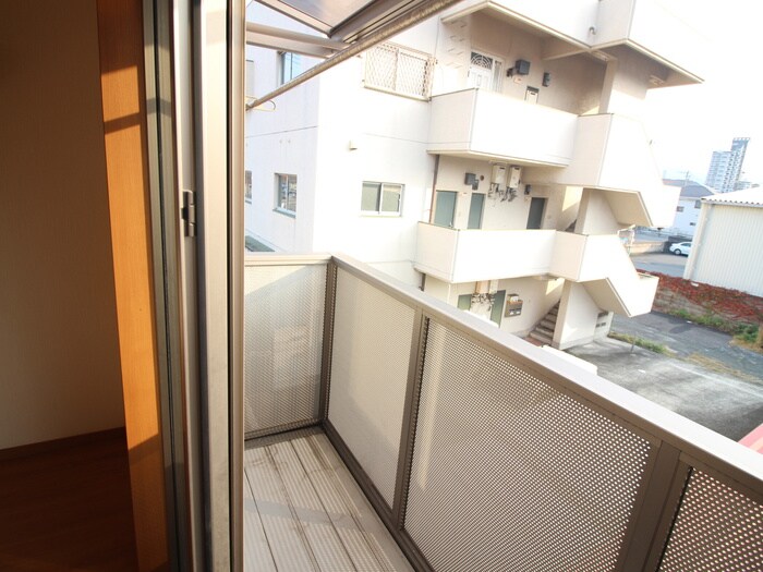 物件内観写真11　(ベランダ・バルコニー)