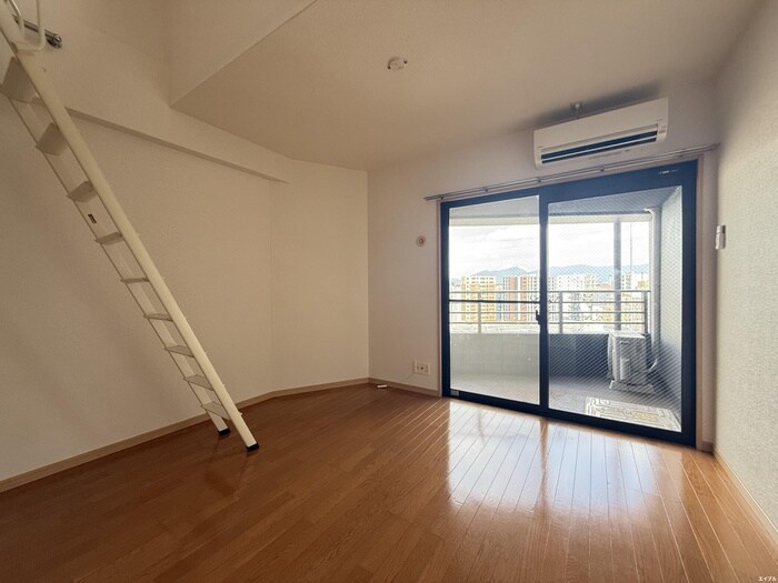 物件内観写真9　(居室)