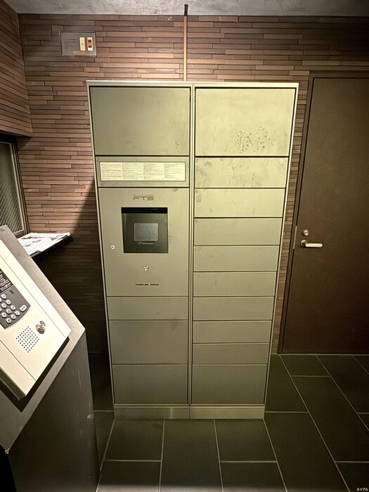 物件外観写真4　(建物設備)