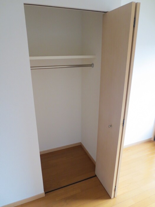 物件内観写真10　(収納)