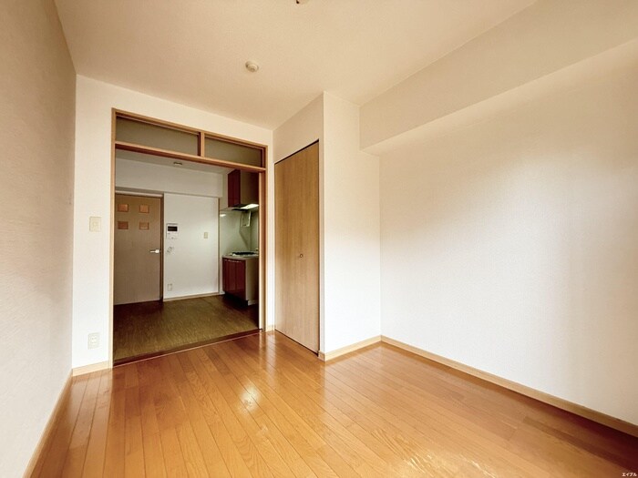 物件内観写真11　(居室)