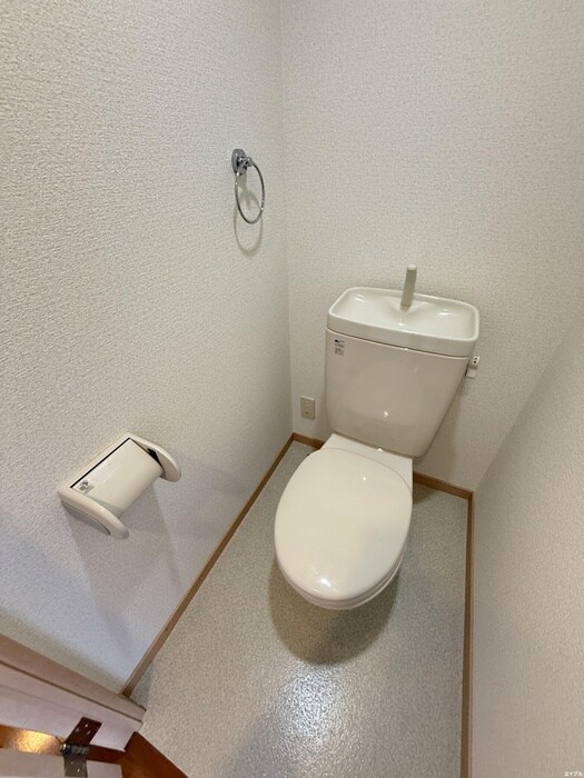 物件内観写真12　(トイレ)