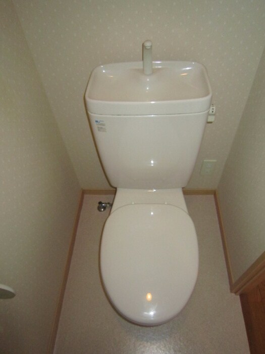 物件内観写真12　(トイレ)