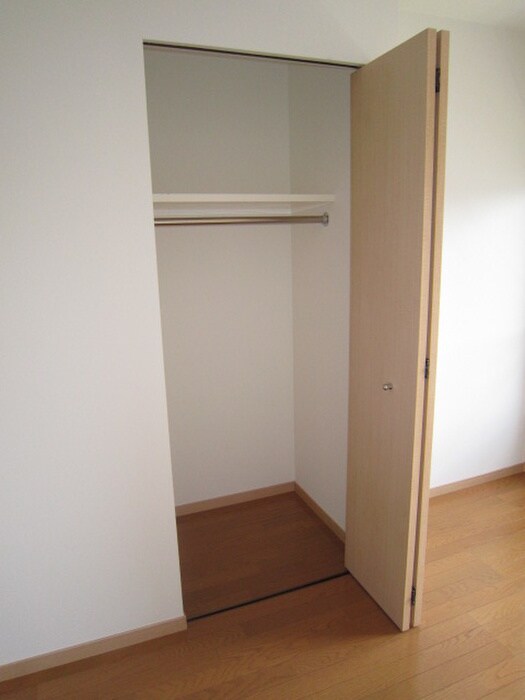 物件内観写真13　(収納)