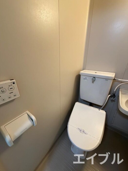 物件内観写真7　(トイレ)