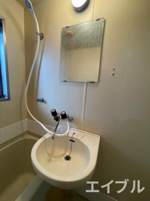 物件内観写真7　(洗面)