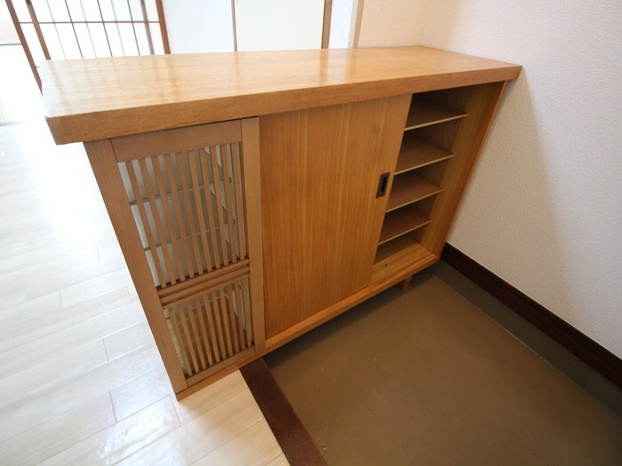 物件内観写真12　(靴箱)