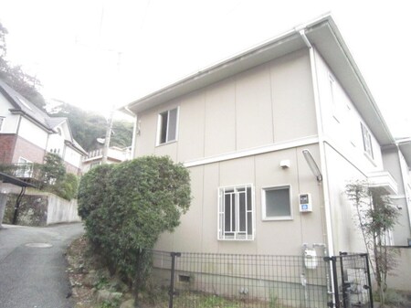 桜坂帆足貸家外観写真