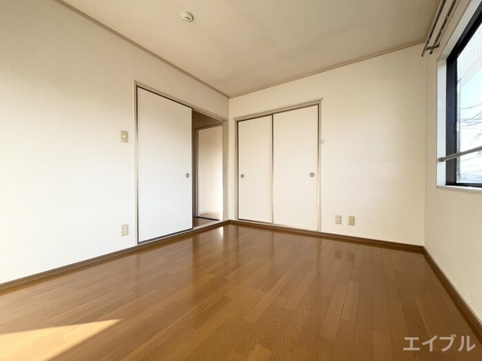 物件内観写真18　(居室)