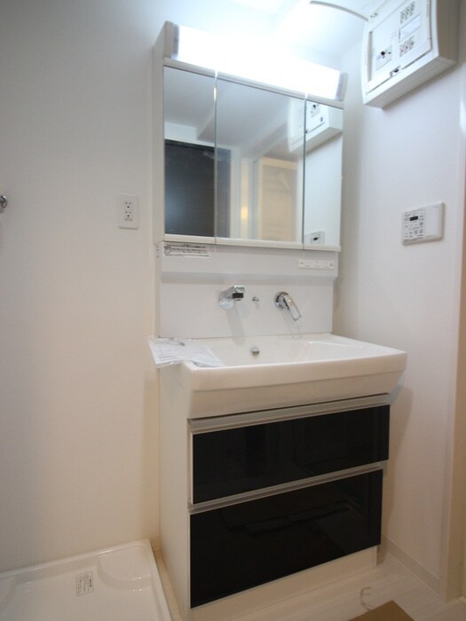 物件内観写真9　(洗面)