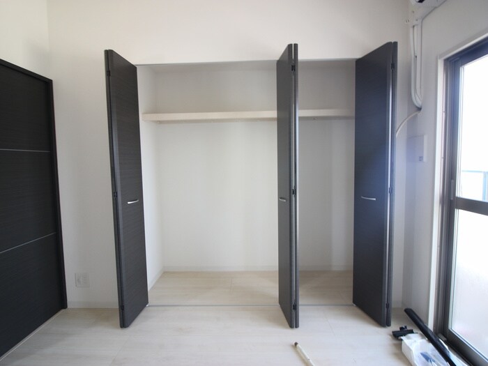 物件内観写真16　(収納)