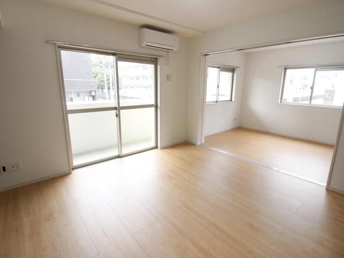 物件内観写真4　(居室)