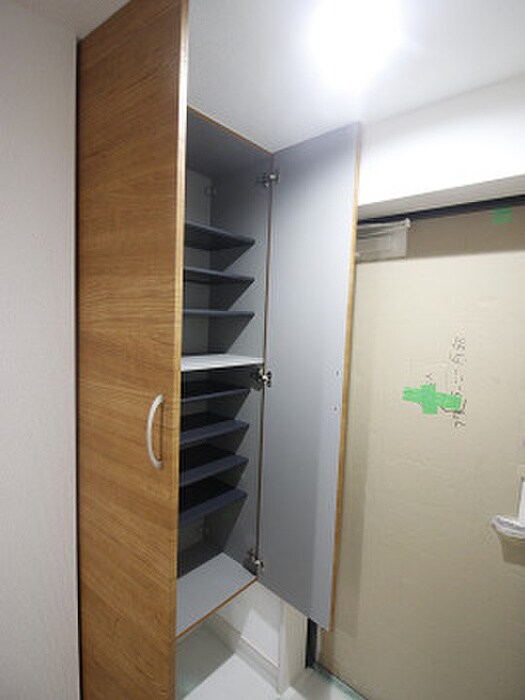 物件内観写真12　(靴箱)