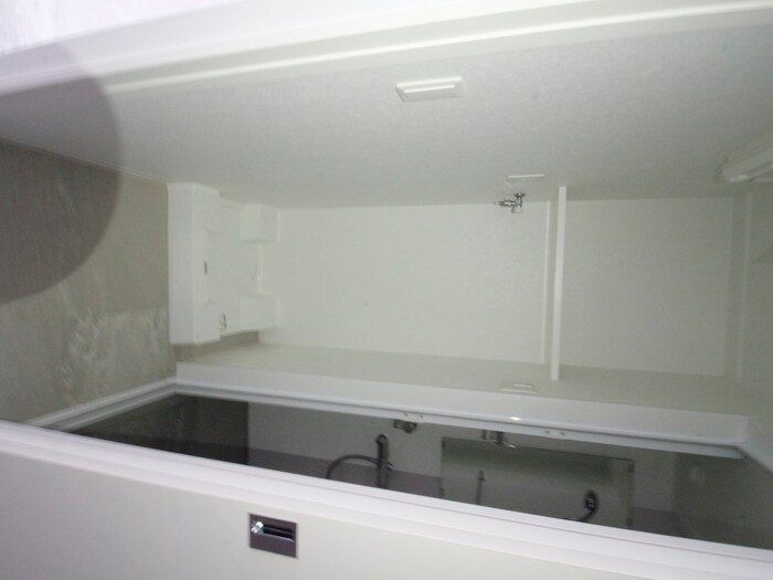 物件内観写真8　(洗濯機置場)